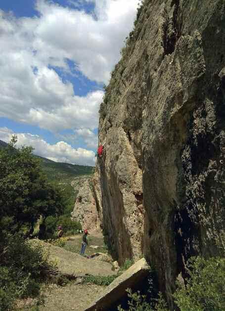 KEIMENO: ΔΙΟΝΥΣΗΣ ΒΑΣΙΛΟΠΟΥΛΟΣ 4th Athens Fyli Climb Fest Η αναρριχητική συνάντηση που έγινε θεσμός!