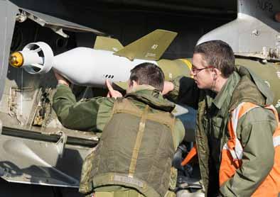 Μια πολύ ιδιαίτερη δραστηριότητα στη δύση της καριέρας των γαλλικών μαχητικών ήταν η μετάβασή τους στη Ρωσία την εβδομάδα ανάμεσα στις 18 και 23 Αυγούστου 2013. Δυο F.1CR και ένα διθέσιο F.