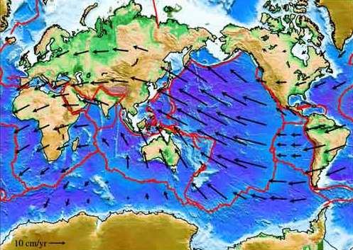 οποία περικλείει µια ανοικτή λιµνοθάλασσα.