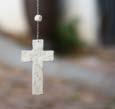 Kad čovjek promatra i promišlja izbliza od samih početaka sve ono što se odvijalo i još uvijek odvija u Međugorju i oko Međugorja koje je odavna preraslo svoj zemljopisni pojam te postalo nešto kao