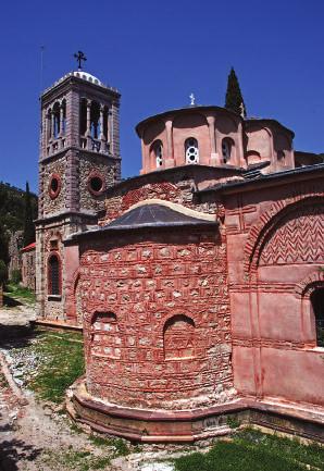 Γ Κοινοτικού Πλαισίου Στήριξης (ΚΠΣ) άρχισε να συμπληρώνεται η εικόνα των κατασκευαστικών φάσεων του καθολικού και να επιβεβαιώνονται οι πηγές.