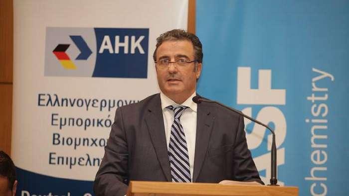 Γούναρης: Κάθε ευρώ δαπάνης για την αγορά χημικών ουσιών και προϊόντων αυξάνει το ΑΕΠ κατά 1,9 ευρώ δημοσιεύθηκε: 20/04/2018 11:16 Άρθρο του Βασίλη Γούναρη, Προέδρου Ελληνικών Χημικών Βιομηχανιών