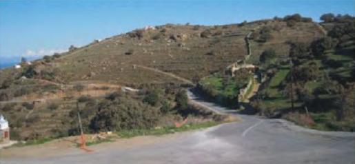 Τα έργα για τη βελτίωση των οδών, θα πρέπει να είναι συμβατά με την κλίμακα και τη γενική μορφολογία του νησιού.