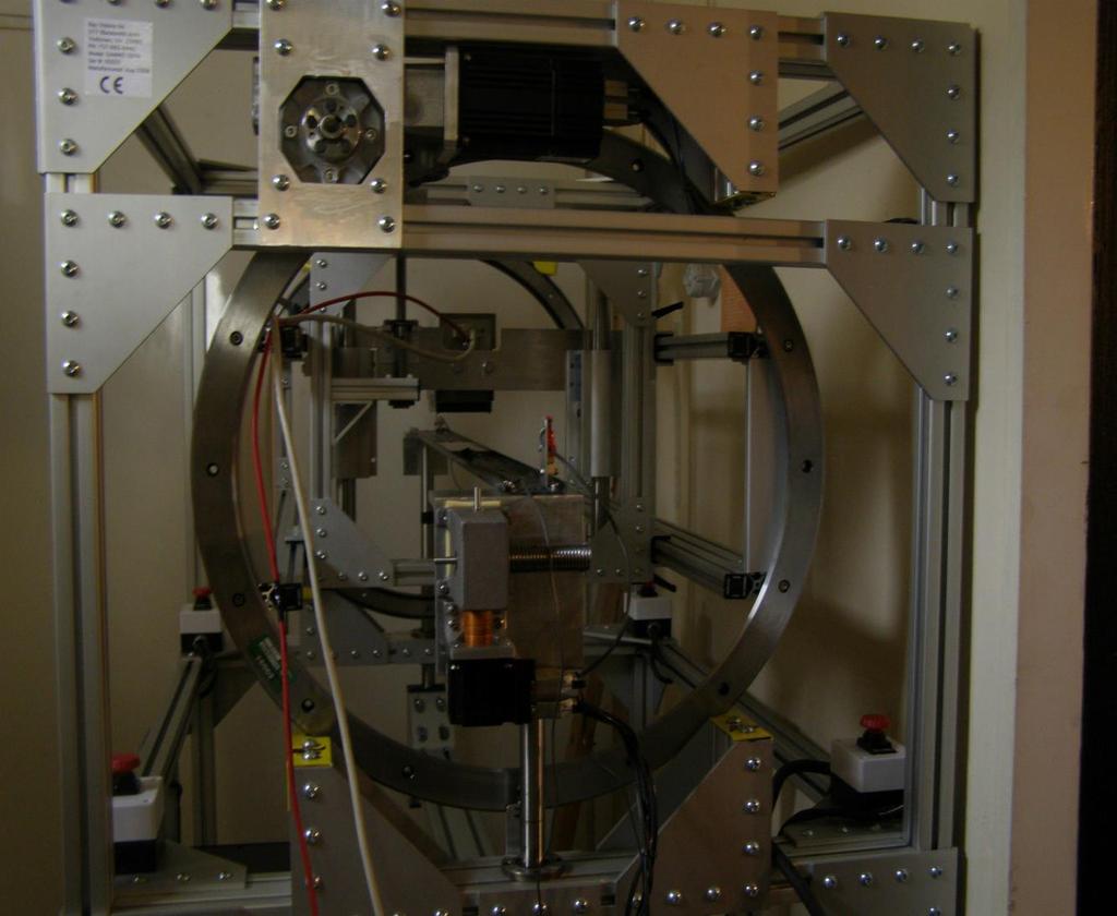 ΠΕΡΙΓΡΑΦΗ ΠΡΟΤΥΠΟΥ ΣΥΣΤΗΜΑΤΟΣ SPECT 2.1 Χαρακτηριστικά Του Gantry Η απεικόνιση τομογραφίας σε ένα σύστημα (SPECT) επιτυγχάνετε χάρης ενός τομογραφικού ικριώματος (gantry).