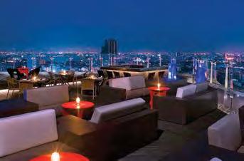 SKY RESTAURANT - LEBUA HOTEL ΔΕΙΠΝΟ ΣΤΑ ΥΨΗ Έναρξη: 20:00 Διάρκεια: 2 ώρες Στον 76ο και 78ο όροφο, το εστιατόριο διαθέτει μερικές από τις ωραιότερες βραδιές με θέα στη μαγευτική Μπανγκόκ.