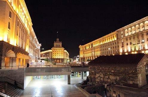 Αναχώρηση στις 16:30 SOFIA BY NIGHT - ΝΥΧΤΕΡΙΝΗ ΔΙΑΣΚΕΔΑΣΗ ΣΤΗ ΣΟΦΙΑ Διασκέδαση στα καλύτερα Club και Casino στην πρωτεύουσα της Βουλγαρίας.