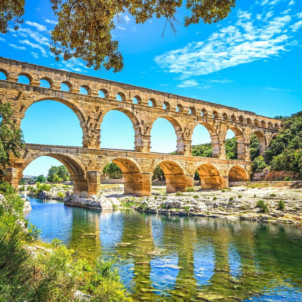 Σαλίνες Αρλ Ουζέ γέφυρα Pont du Gard Αβινιόν