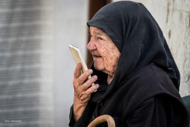 ΣΥΝΕΧΕΙΑ ΑΠΟ ΤΗΝ 1 Η ΣΕΛΙΔΑ ΑΙΤΗΣΕΙΣ Η ΑΓΩΓΕΣ; Για την διεκδίκηση των μνημονιακών περικοπών των νόμων 4051/2012 και 4093/2012.