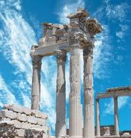Θα δούμε ερείπια από την αρχαία πόλη και αντίγραφο του Δούρειου Ίππου.