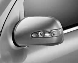 Lehnen- und Längsverstellung Fahrer-/Beifahrersitz), Fahrersitz mit mechanischer Lordosenstütze Warnanzeige für Scheibenwaschwasserstand Warnsummer für nicht angegurteten Fahrer und Beifahrer, nicht