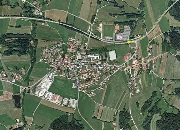 94548 Innernzell in Freyung-Grafenau πληθυσμός 1.732 έκταση 22,21 Km² πινακίδα FRG Url http://www.innernzell.