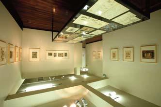 Στην περιφέρεια, σημαντική ήταν επίσης η παρουσία του ΜΙΕΤ στο Μπελλώνειο Πολιτιστικό Κέντρο της Σαντορίνης με την έκθεση «Νίκος Δραγούμης και Λύντια Μπορζέκ, Ζωγραφική», στη Λιβαδειά, στο πλαίσιο