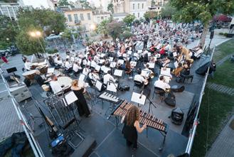 Το 2016, το Athens Open Air Film Festival γιόρτασε την Πανευρωπαϊκή Ημέρα Μουσικής (21 Ιουνίου) προβάλλοντας το «Purple Rain»