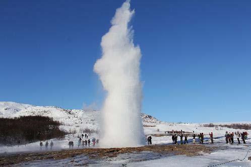 ΛΙΓΑ ΛΟΓΙΑ ΓΙΑ ΤΟ ΤΑΞΙΔΙ Φέτος το COSMORAMA ετοίμασε για σας ένα μοναδικό ταξίδι σε καταπληκτική τιμή!!!!! Ελάτε να γνωρίσουμε μαζί την Ισλανδία, την πιο γοητευτική εποχή του χρόνου!