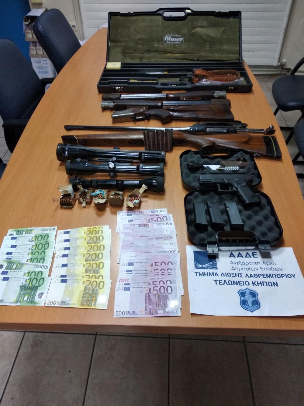 OΠΛΑ ΚΑΙ ΠΥΡΟΜΑΧΙΚΑ Κατά το διάστημα αυτό καταγράφηκαν συνολικά επτά (7) υποθέσεις κατασχέσεων όπλων και μερών αυτών, με σημαντικότερη αυτή του Τελωνείου Κήπων, όπου, στις 18.08.