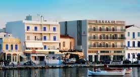 Tinos Beach Aeolos Είναι ένα πρώτης κατηγορίας ξενοδοχείο με παραδοσιακή επίπλωση και πολύ άνετα, κλιματιζόμενα δωμάτια και σουίτες.