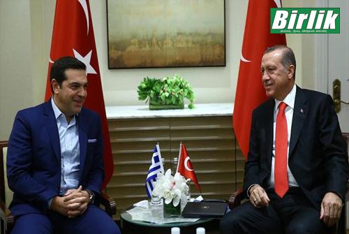Yunanistan Cumhurbaşkanı Pavlopulos un daveti üzerine gelecek olan Erdoğan, Atina da Cumhurbaşkanı Pavlopulos ve Başbakan Çipras ile ayrı ayrı görüşecek.