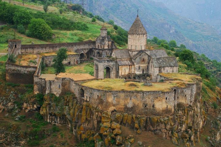 Διανυκτέρευση. Στα βουνά της Αρμενίας.