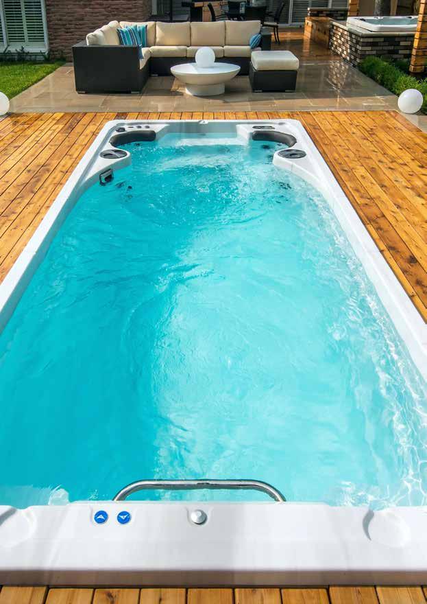 Η εσωτερική τους μόνωση και το ισοθερμικό κάλυμμα ασφαλείας κάνουν τα Swim Spa ιδανικά για να τα απολαμβάνετε όλες τις εποχές του χρόνου.