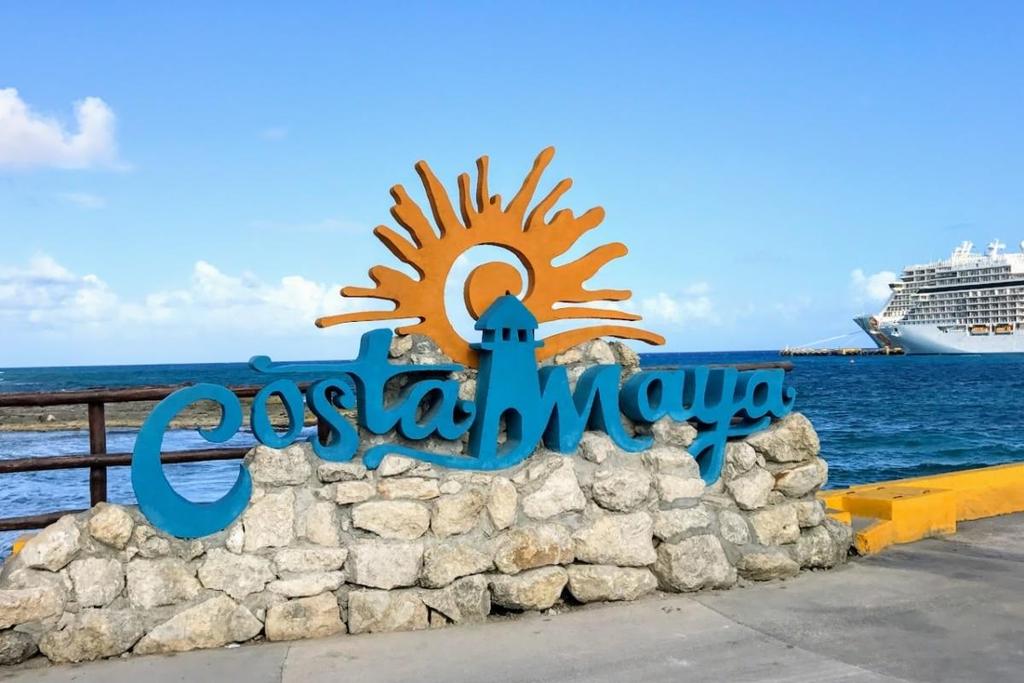 6 η μέπα: Costa Maya - Mexico Άθημε ζηηο 8 ην πξσί ζηελ Costa Maya πνπ εθηείλεηαη ζε κήθνο 100km. Η πεξηνρή θεκίδεηαη γηα ηνλ ελαιιαθηηθό ηνπξηζκό ηεο.