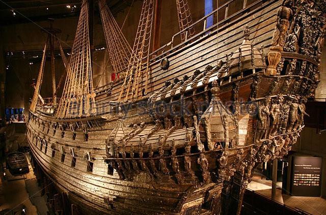 Διανυκτέρευση 11η ημέρα: Ελσίνκι Πόρβοο Αθήνα/Θεσσαλονίκη/Λάρνακα Πρωινή αναχώρηση για το γραφικό Πόρβοο με την μοναδική ατμόσφαιρά του. Η παλιά πόλη του Πόρβοο χρονολογείται από τον μεσαίωνα.