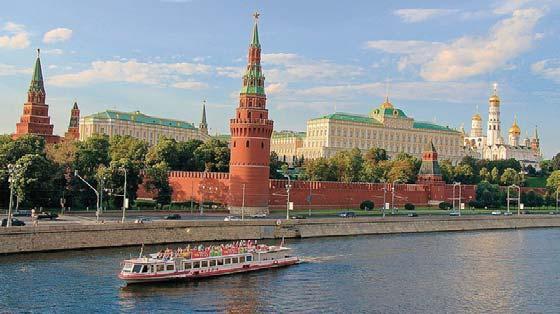 Θα μεταφερθούμε προς Κρεμλίνο με το φημισμένο μετρό της Μόσχας, γνωστό ως Υπόγειο παλάτι.