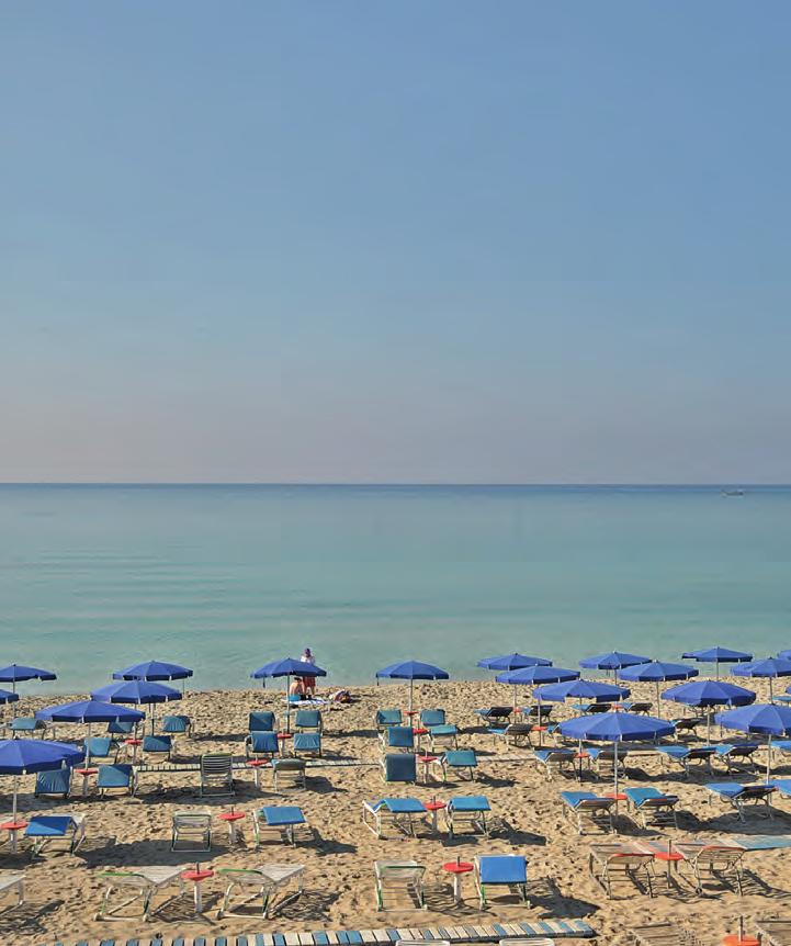 ΠΑΡΑΛΙΑ ΛΑΝΤΑ Lanta Beach ΑΓΙΑ ΝΑΠΑ / AGIA NAPA Η παραλία Λάντα βρίσκεται 4 χλμ. δυτικά από το κέντρο του τουριστικού θερέτρου της Αγίας Νάπας, μεταξύ των παραλιών Κόλπος Νησί και Μακρόνησος.