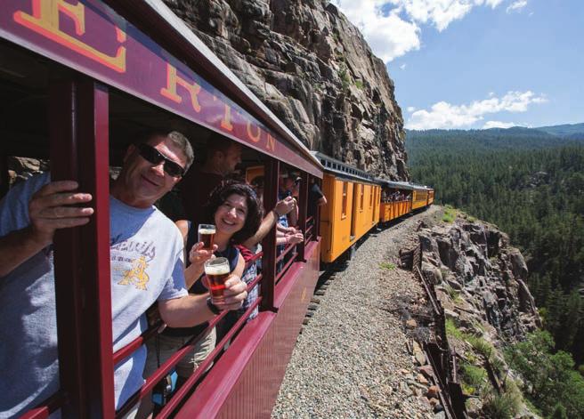 Το τρένο της µπύρας στο Κολοράντο Φορτωµένο µε craft µπύρες, το Durango Brew Train ταξιδεύει ανάµεσα από τα βουνά του Κολοράντο, αποδεικνύοντας πως το ταξίδι µε «το µηχανικό τέρας» δεν ανήκει στην