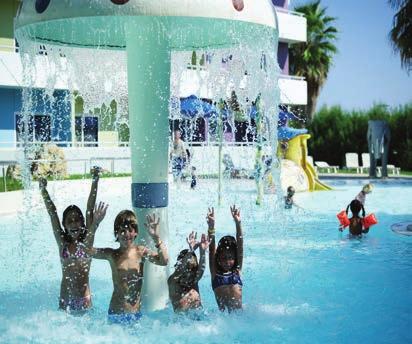 ESPERIDES BEACH HOTEL FAMILY RESORT 4* ΦΑΛΗΡΑΚΙ - ΡΟΔΟΣ ΔΙΑΜΟΝΗ: 566 standard δωμάτια με θέα βουνό και θέα θάλασσα και family δωμάτια με πλευρική θέα θάλασσα.