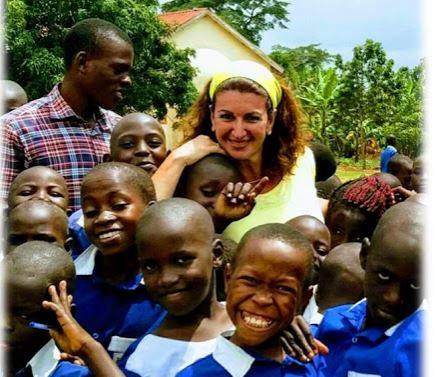 03/04/2019 Πως μια ελληνίδα έγινε μάνα για δεκάδες ορφανά της Ουγκάντας / Γνώμες Η Αγγελική Παντελή-Μπαμπάτσικου, καθηγήτρια γαλλικών και μαμά δύο αγοριών, μιλά για την απόφασή της να συνδράμει τη