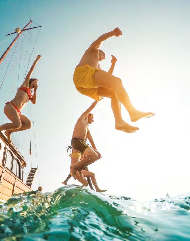 Small Group Experience Σε ένα ταξίδι τα σημαντικότερα αξιοθέατα μας κόβουν την ανάσα, αλλά είναι οι απλές, αυθόρμητες στιγμές μακριά από την πολυκοσμία που μένουν ανεξίτηλες στην μνήμη μας.