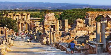 Η αρχαία Πέργαµος του Ασκληπιού & η αρχαία Τροία του Πρίαµου και του Έκτορα. Περιπλανήσεις που θα σας γοητεύσουν και θα σας µείνουν αξέχαστες.