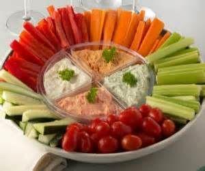 πιατέλας για 10-15 άτομα. Σαλάτα του Chef με λαχανικά εποχής, τυρί, ζαμπόν, αυγό &1.