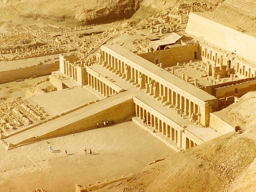 Nεκρικός ναός Hatshepsut, 18 η