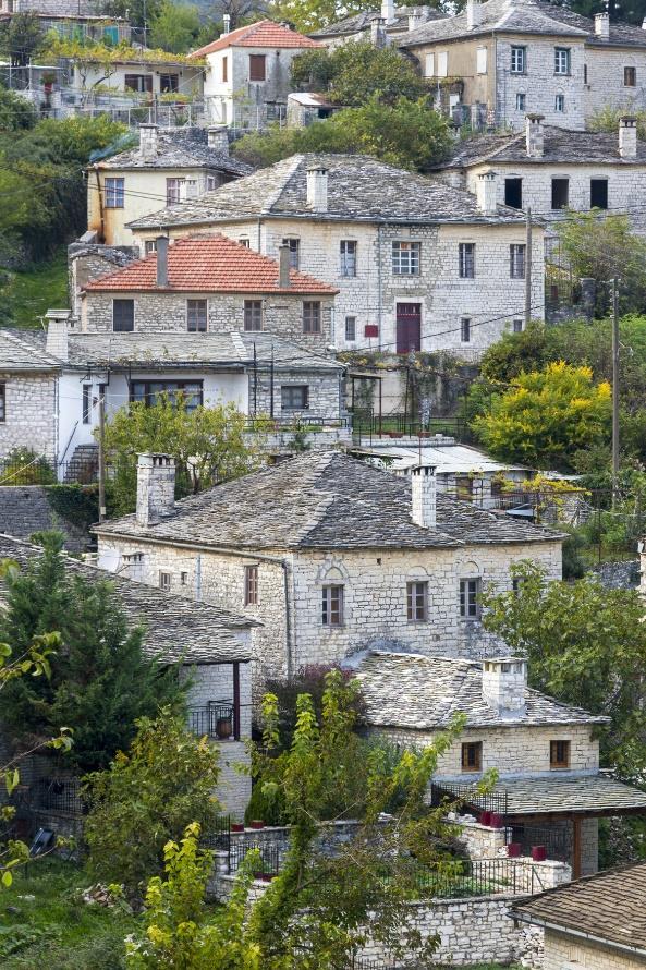 ΠΡΟΓΡΑΜΜΑ ΕΚΔΡΟΜΗΣ 1η Ημέρα: Αθήνα Μέτσοβο Ιωάννινα Πρωινή αναχώρηση από την Αθήνα στις 7:00.