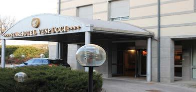 Το Starhotels Vespucci βρίσκεται δίπλα στο Εμπορικό Κέντρο Ι Gigli και προσφέρει δωρεάν χώρο στάθμευσης, σύγχρονο