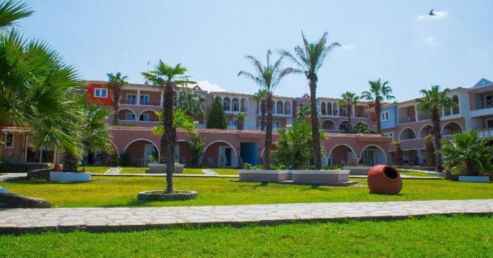 ARISTOTELES BEACH HOTEL - ΧΑΛΚΙΔΙΚΗ www.aristotelesbeach.