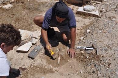 Γίνεται, επομένως, αντιληπτό πως δεν χρειάζεται βιασύνη στο γράψιμο του ημερολογίου.