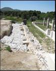 μνημειακού συνόλου Αναλημματικός τοίχος στο Ασκληπιείο της Επιδαύρου.