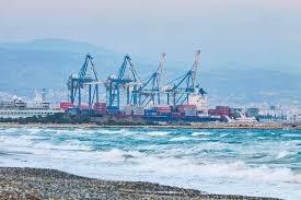 5. ΕΥΡΩΠΑΙΚΕΣ ΕΙΔΗΣΕΙΣ Η πολιτική συνοχής επενδύει στη βελτίωση της οδικής σύνδεσης με το μεγαλύτερο λιμάνι της Κύπρου 25,5 εκατομμύρια ευρώ από το Ταμείο Συνοχής θα συμβάλουν στην ολοκλήρωση των