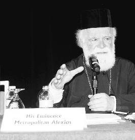 Οι ομογενείς θα βρουν στο πρόσωπο του ΕυΡωΚΙνΗΣΗ Ο Αλέξης Παπαχελάς, διευθυντής της εφημερίδας «Καθημερινή» των Αθηνών. έναν άνθρωπο που μιλάει απλά και καθαρά.