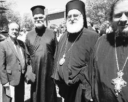αλλά και ανεκδίκητα, το αποστολικό λόγιο «Τα μεν οπίσω επιλανθανόμενος, τοις δε έμπροσθεν επεκτεινόμενος» (Φιλιπ. γ, 13).