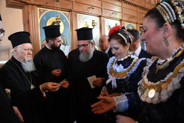 επωφελούμαι ευρίας παρουσίας φιλτά αδελφού Αγίου ΣτάραςΖαγοράς κυρίου Κυπριανού για να στείλω από εδώ, από την Αδριανούπολη, τον αδελφικόνασπασμόν εις τον ΜακαριώτατονΠατριάρχην Βουλγαρίας κύριον