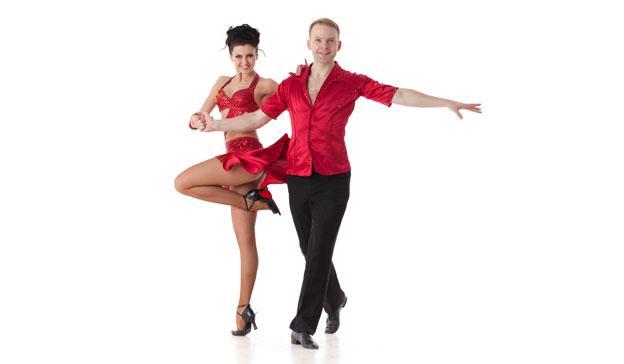 Τσα τσα τσα Το τσα τσα τσα είναι είδος χορού που ανήκει στους latin χορούς. Χορεύεται σε ομάδα (αγωνιστικό ή απλό τμήμα) ή σε ζευγάρι.