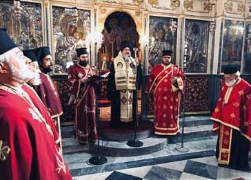 Δοξολογία γιά τό νέο ἔτος στόν Καθεδρικό μας Ναό! Τήν καθιερωμένη Δοξολογία γιά τήν ἔναρξη τῆς νέας ἡμερολογιακῆς χρονιᾶς τέλεσε ἀνήμερα τῆς Πρωτοχρονιᾶς, ὁ Σεβασμιώτατος Ποιμενάρχης κ.κ. Δαμασκηνός, στόν Ἱερό Μητροπολιτικό Ναό τῆς πόλεώς μας, συμπροσευχούμενων τοῦ Πανοσιολογιωτάτου Πρωτοσυγκέλλου Ἀρχιμ.