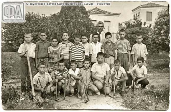 του και ο σχολικός κήπος εντάσσεται πια στους προβληματισμούς για «πρασίνισμα» της πόλης, στις κινήσεις που αποσκοπούν στην ψυχική και σωματική υγεία των πολιτών και στην οικολογική διαχείριση των