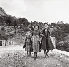58 ROBERT Mc CABE Στὴ λάντζα, Θήρα 19 Ἀναλογικὴ ἐκτύπωση 1 0, &