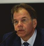 Στα χρόνια που ο Κανελλόπουλος ήταν στην πρώτη γραμμή της επαγγελματικής δράσης, η αμυγδαλοκαλλιέργεια, όπως και πολλές από τις καλλιέργειες της περιοχής, κατέγραφαν θεαματική πρόοδο και