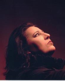 Farantouri, Singer