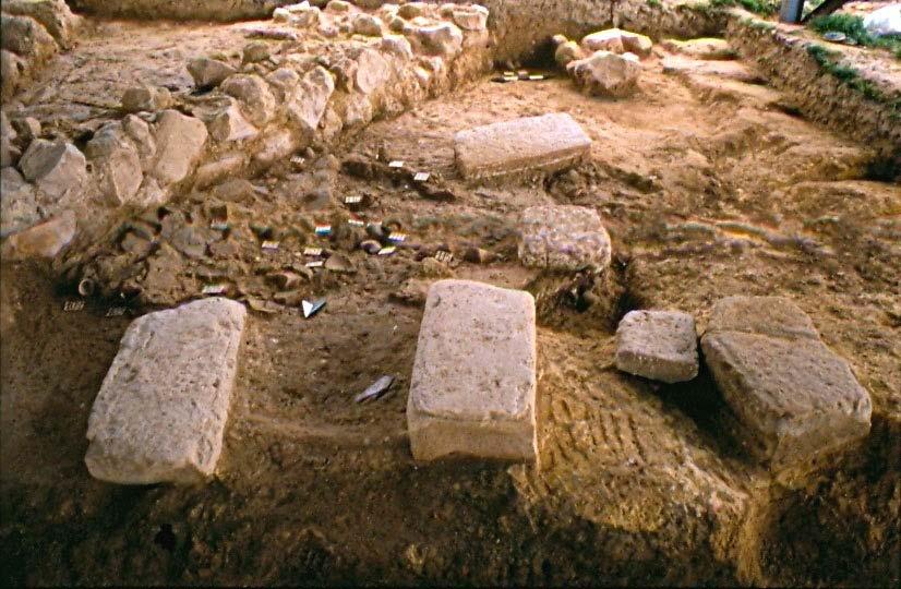 6 ΠΕΠΡΑΓΜΕΝΑ ΙΒ ΔΙΕΘΝΟΥΣ ΚΡΗΤΟΛΟΓΙΚΟΥ ΣΥΝΕΔΡΙΟΥ Εικ. 6. Λόφος Τσικουριανά. Θέση «Τζαμπακάς».